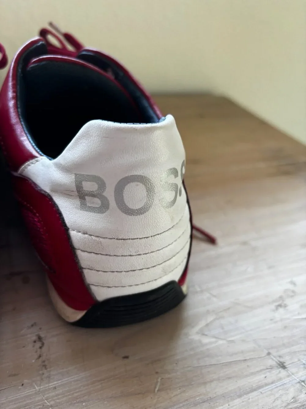 Hugo Boss Saturn Lowp Sneakers Men's EU 43 US 10 Red White Mesh Leather Shoes